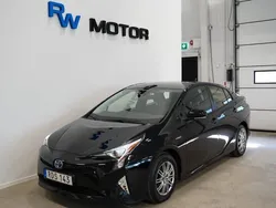 Svart Begagnad 2016 Toyota Prius Halvkombi | 178 900 kr (Bra pris)