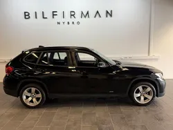 Svart Begagnad 2014 BMW X1 SUV | 99 900 kr (Marknadspris)