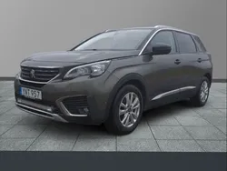 Mörkgrön (grön) Begagnad 2017 Peugeot 5008 Minibuss | 169 900 kr