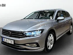 Silver Begagnad 2023 VW Passat Elegance Kombi | 374 900 kr (Marknadspris)