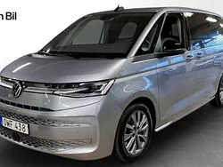 Silver (mono silver metallic) Begagnad 2023 VW Multivan Minibuss | 619 900 kr (Marknadspris)