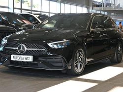 Svart Begagnad 2023 Mercedes C300 AMG Kombi | 389 000 kr