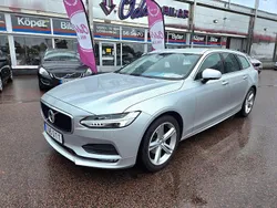 Silver Begagnad 2018 Volvo V90 Momentum Kombi | 245 000 kr (Marknadspris)
