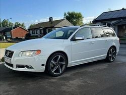 Vit Begagnad 2012 Volvo V70 R-Design Kombi | 85 500 kr (Marknadspris)