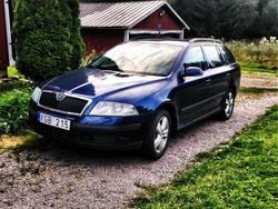 Blå Begagnad 2007 Skoda Octavia Kombi | 18 500 kr (Marknadspris)