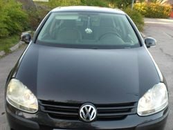 Svart Begagnad 2006 VW Golf V Trendline Halvkombi | 27 000 kr (Bra pris)