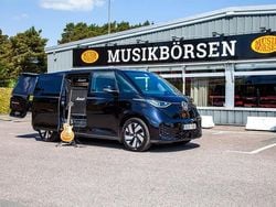 Svart Begagnad 2024 VW ID. Buzz Edition Minibuss | 679 900 kr (Dyr)