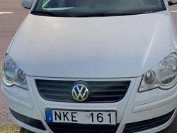 Vit Begagnad 2007 VW Polo Comfortline Halvkombi | 65 000 kr