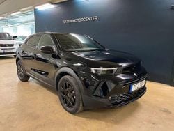 Svart Begagnad 2022 Opel Mokka-e Ultimate SUV | 239 900 kr (Marknadspris)