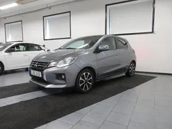 Grå Begagnad 2022 Mitsubishi Space Star Kombi | 149 500 kr (Marknadspris)