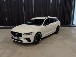 Vit Begagnad 2020 Volvo V90 R-Design Kombi | 369 900 kr (Marknadspris)