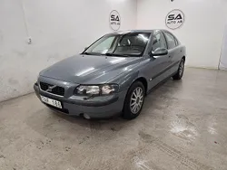 Grön Begagnad 2001 Volvo S60 Sedan | 29 900 kr (Marknadspris)