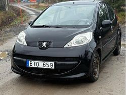 Begagnad 2008 Peugeot 107 Halvkombi | 14 000 kr (Superpris)