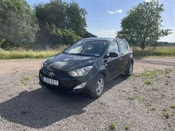 Svart Begagnad 2014 Hyundai i20 Select Halvkombi | 69 000 kr (Bra pris)
