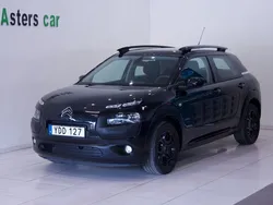Svart Begagnad 2016 Citroën C4 Cactus PureTech Halvkombi | 84 900 kr (Marknadspris)