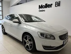 Vit Begagnad 2017 Volvo V60 Kombi | 169 900 kr (Marknadspris)