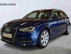 Blå Begagnad 2015 Audi A3 Sportback Halvkombi | 164 900 kr