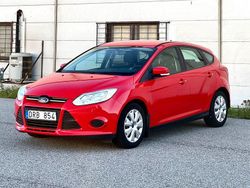 Röd Begagnad 2012 Ford Focus Trend Halvkombi | 39 800 kr (Bra pris)