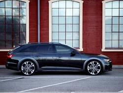 Grå Begagnad 2021 Audi A6 Allroad Design Kombi | 399 000 kr (Lite dyr)