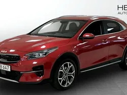Röd (red) Begagnad 2022 Kia XCeed Advance SUV | 249 900 kr (Marknadspris)