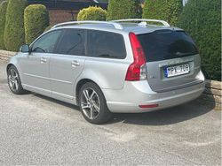 Grå Begagnad 2012 Volvo V50 Standard Kombi | 50 000 kr (Marknadspris)