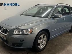 Ljusblå (blå) Begagnad 2009 Volvo V50 Momentum Kombi | 54 900 kr (Marknadspris)