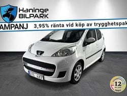 Vit Begagnad 2009 Peugeot 107 Halvkombi | 34 900 kr (Marknadspris)