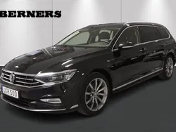 Svart Begagnad 2022 VW Passat R-line Kombi | 319 900 kr (Lite dyr)