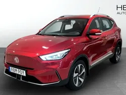 Röd (red) Begagnad 2023 MG ZS Comfort Sedan | 309 900 kr (Marknadspris)