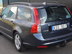 Blå Begagnad 2010 Volvo V50 Momentum Kombi | 79 000 kr (Lite dyr)