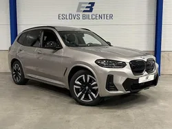 Silver Begagnad 2022 BMW iX3 Shadowline SUV | 519 990 kr (Marknadspris)