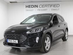 Svart (black) Begagnad 2022 Ford Kuga Titanium SUV | 259 900 kr (Marknadspris)