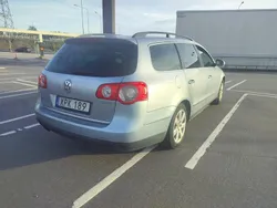 Blå Begagnad 2006 VW Passat Comfortline Kombi | 20 000 kr (Marknadspris)