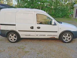 Vit Begagnad 2011 Opel Combo Minibuss | 26 000 kr (Lite dyr)