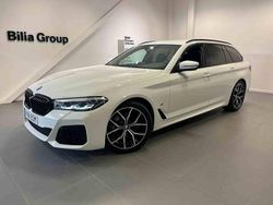 Vit Begagnad 2022 BMW 520 Kombi | 339 000 kr (Marknadspris)