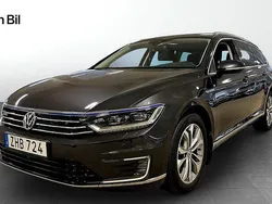 Mörkgrå Begagnad 2018 VW Passat Active Kombi | 209 800 kr (Bra pris)