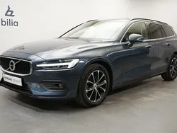 Mörkblå Begagnad 2021 Volvo V60 Pro Kombi | 329 900 kr (Lite dyr)