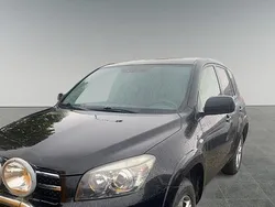 Svart Begagnad 2006 Toyota RAV4 SUV | 22 000 kr (Superpris)
