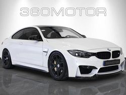 Vit Begagnad 2015 BMW M4 Sportkupé | 569 900 kr