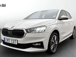 Vit Begagnad 2023 Skoda Fabia Style Halvkombi | 212 900 kr (Marknadspris)