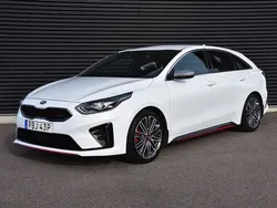Vit Begagnad 2019 Kia ProCeed GT 2 Halvkombi | 219 900 kr (Marknadspris)