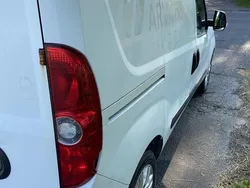 Vit Begagnad 2013 Fiat Doblò Minibuss | 35 000 kr (Marknadspris)