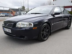 Blå Begagnad 2005 Volvo S80 Kinetic Sedan | 32 000 kr (Marknadspris)
