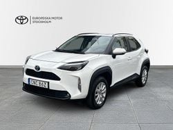 Vit Begagnad 2023 Toyota Yaris Cross Active SUV | 274 900 kr (Marknadspris)