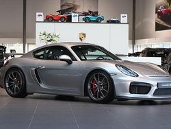Silver Begagnad 2016 Porsche Cayman GT4 Sportkupé | 995 000 kr