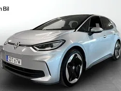 Silver (scale silver metallic bla) Begagnad 2023 VW ID.3 Pro Halvkombi | 419 900 kr