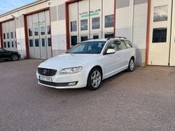 Vit Begagnad 2014 Volvo V70 Momentum Kombi | 149 900 kr (Dyr)