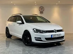 Vit Begagnad 2014 VW Golf VII R-line Kombi | 109 900 kr (Lite dyr)