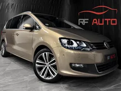 Ljusbrun Begagnad 2016 VW Sharan Minibuss | 279 900 kr (Marknadspris)