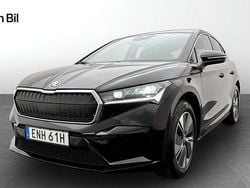 Svart Begagnad 2023 Skoda Enyaq iV SUV | 414 500 kr (Marknadspris)